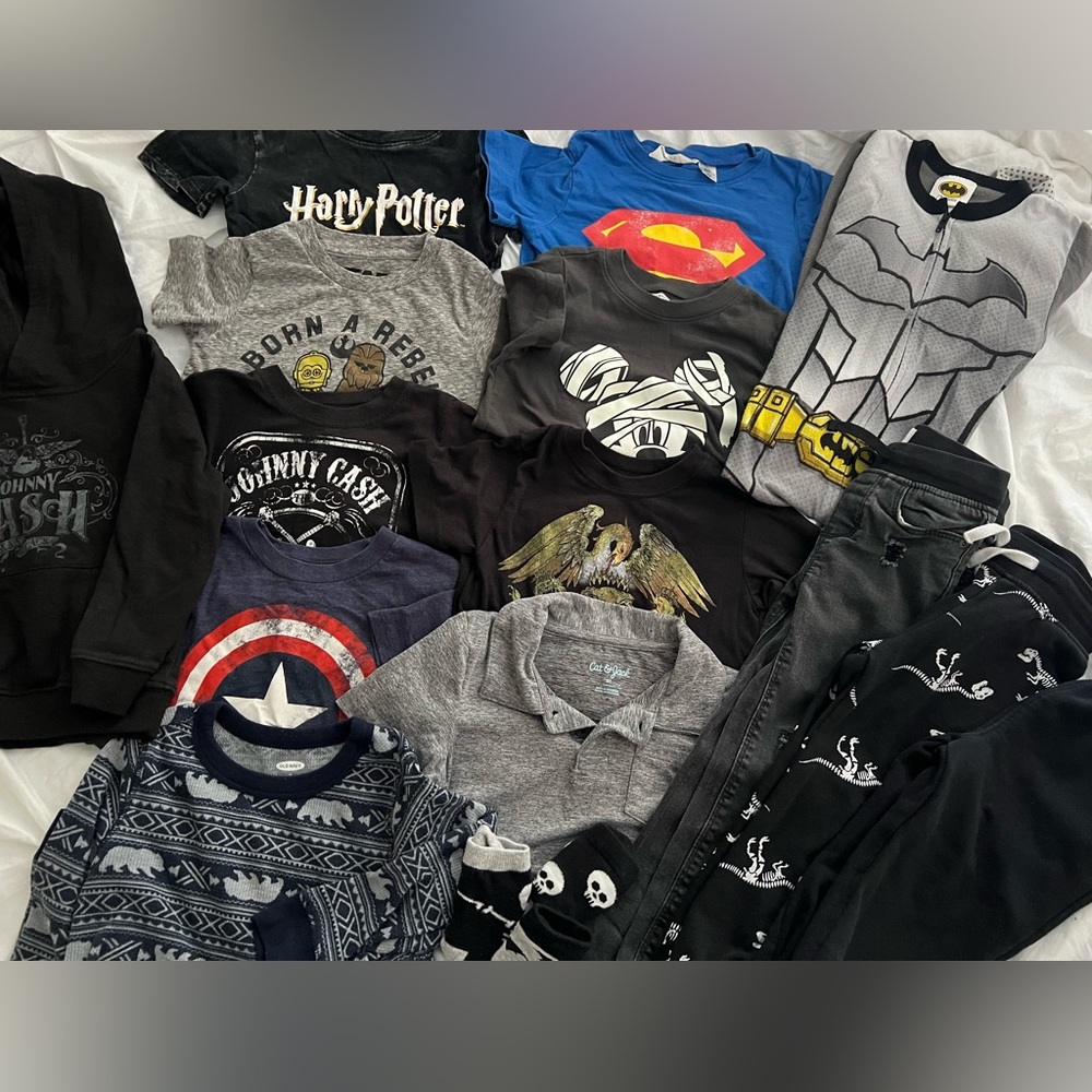 Bundle of 3T boys clothing